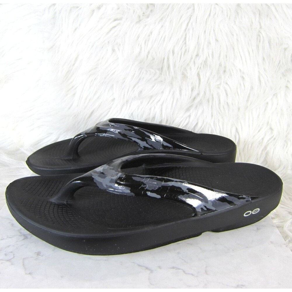 OOFOS Oolala Black Camo Flip Flop Thong Recovery Sandals Women's Size 42 US 11